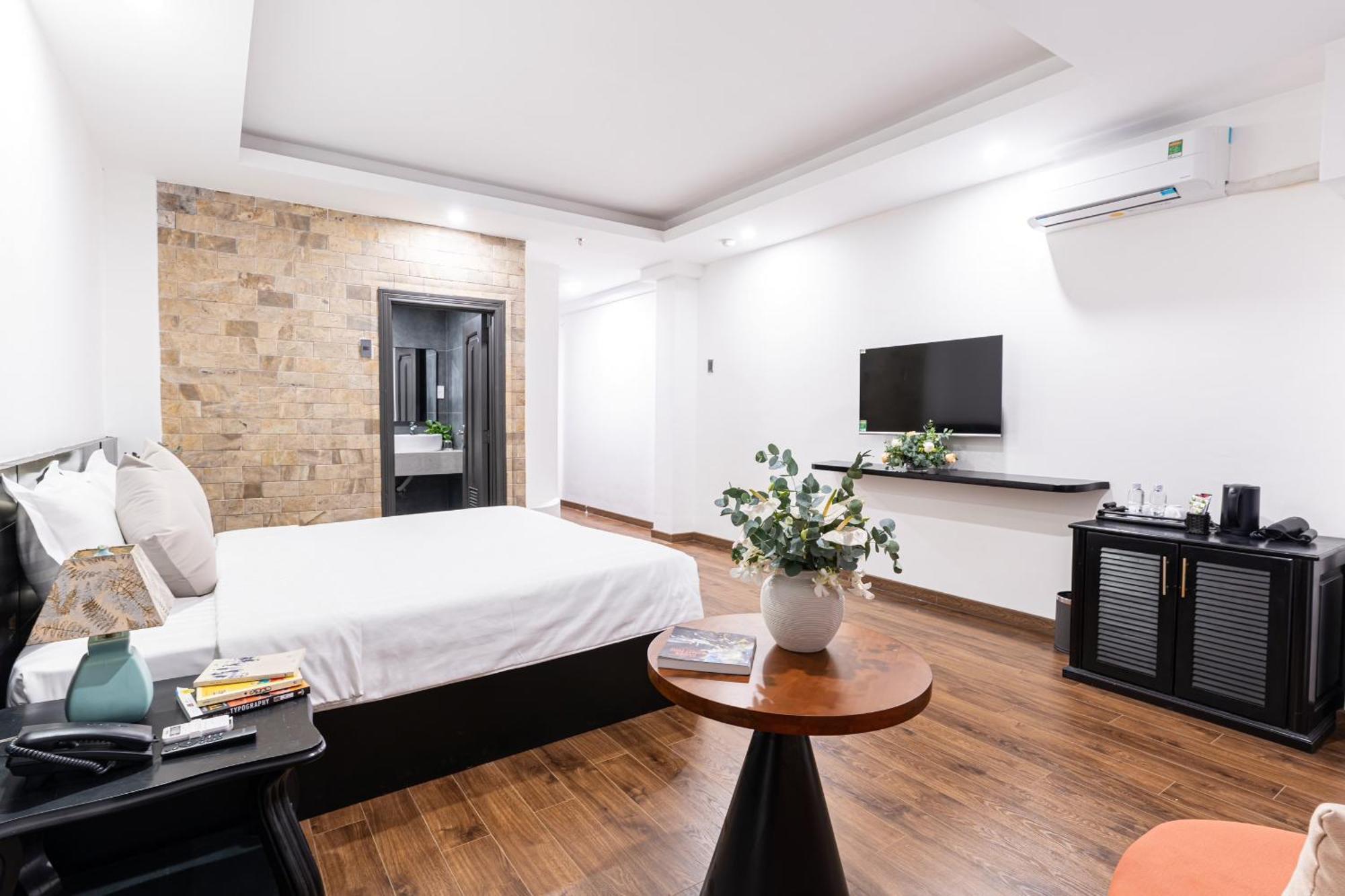 Park View Luxury Hotel Ho Chi Minh City Exterior photo
